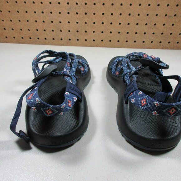Chaco womens blue an red geometric strappy hiking sandals 7 M - Picture 4 of 6